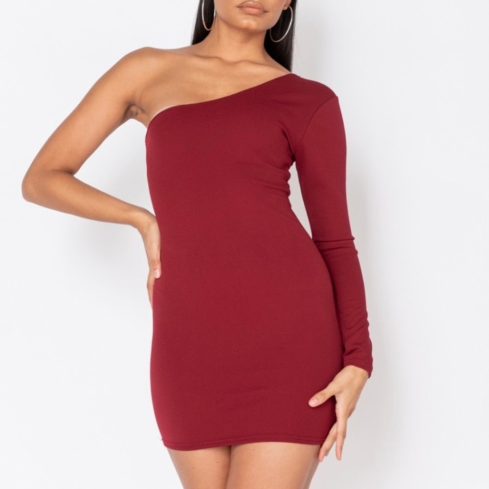 NWT Boutique One shoulder body-con mini dress